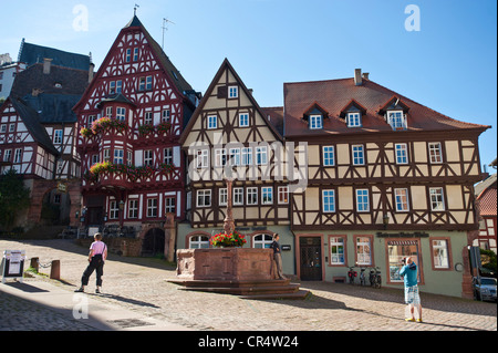 Fachwerkhäuser am Schnatterloch, Marktplatz, Miltonberg, Unterfranken, Franken, Bayern, Deutschland, Europa Stockfoto