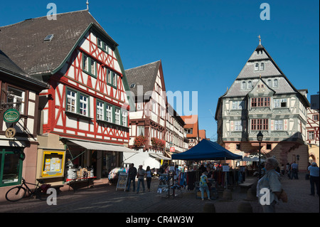 "Hotel Zum Riesen", Fachwerkhäuser, Hauptstraße, Miltenberg, Unterfranken, Franken, Deutschland, Europa Stockfoto