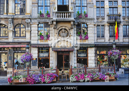 Belgien, Brüssel, Grand Place (Grote Markt) UNESCO-Welterbe, La Chaloupe d ' or Cafe Stockfoto