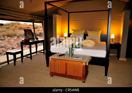 Interieur, Chalet der Wolwedans Dune Lodge in Namib Rand Nature Reserve, Namib-Wüste, Namibia, Afrika Stockfoto