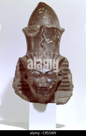 Amenhotep III., König von Ägypten ca. 1402-1364 BC (18. Dynastie), Porträt, Kopf einer kolossalen Statue, Kestner Museum, Hannover, Stockfoto