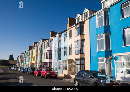 Farbenfrohe Gebäude an neue Promenade in Aberystwyth, Wales, UK Stockfoto