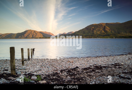 Morgendämmerung über Loch Linnhe und Ardgour, Schottland. Blick vom Dreiviertelstunde. Stockfoto