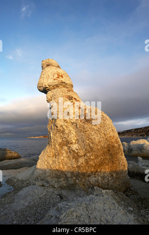 Norwegen, Lappland, Finnmark County, Lakselv, Billefjord Halbinsel, Trollholmsundet Website, Erosion auf Dolomiten Stockfoto