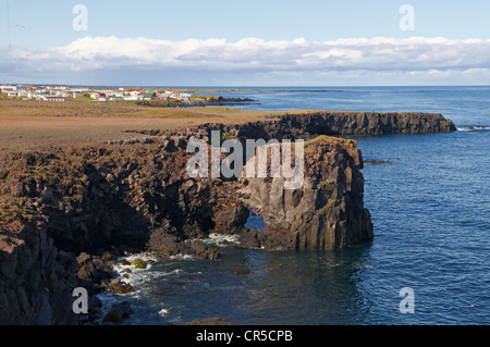 Island, Vesturland Region, Snaefellsnes Halbinsel, Hellissandur Dorf, Klippe Stockfoto