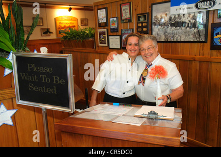Fort Ft. Lauderdale Florida, Plantation, TooJay's Gourmet Deli and & Bakery, Restaurant Restaurants Essen Essen Essen Essen Essen gehen Cafe Cafés Bistro, Gastgeberin, warten Stockfoto