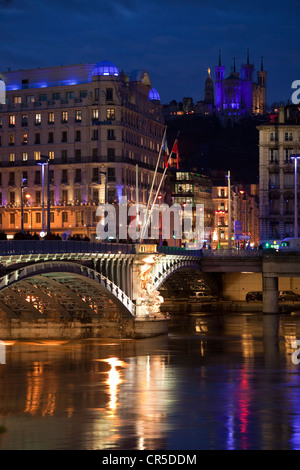 Frankreich, Rhone, Lyon, historischen Ort UNESCO-Welterbe, le Pont Lafayette au-Dessus du Rhône, Basilique Notre Dame de Stockfoto