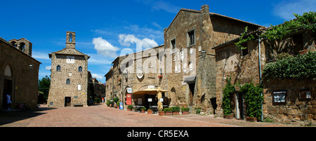 Italien, Toskana, La Maremma, Sovana, Piazza del Pretorio Stockfoto