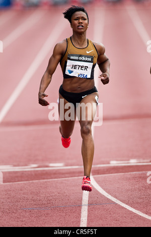 Carmelita Jeter (USA) im Wettbewerb mit den Frauen "s100m in NYC Grand Prix 2012, Icahn Stadium, Randall Island, New York Stockfoto