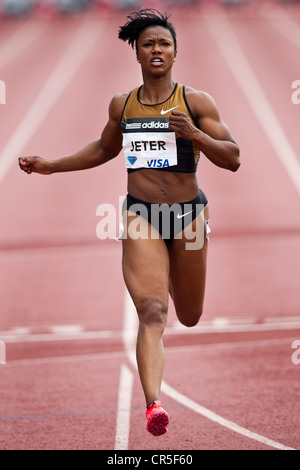 Carmelita Jeter (USA) im Wettbewerb mit den Frauen "s100m in NYC Grand Prix 2012, Icahn Stadium, Randall Island, New York Stockfoto