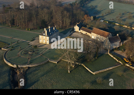 Frankreich, Calvados, Creully, Creullet Burg, Sitz des General Montgomery im Juni 1944 (Luftbild) Stockfoto
