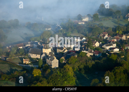 Frankreich, Orne, Normandie Maine regionaler Naturpark, La Roche Mabile (Luftbild) Stockfoto