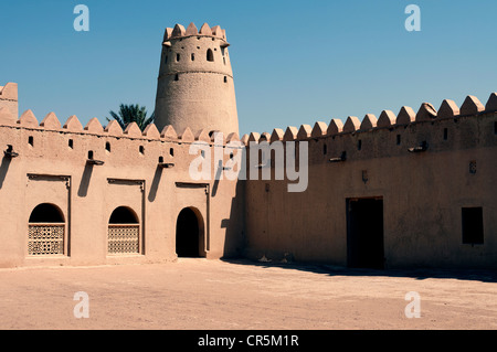 Elk206-1368 Vereinigte Arabische Emirate, Al Ain, Al Jahili Fort 1898, Hof Stockfoto