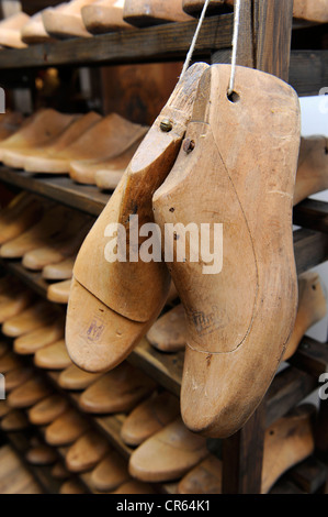 Alten Schuhmacher dauert, Heimatmuseum Wolfratshausen Museum für Heimatgeschichte, Upper Bavaria, Bayern, Deutschland, Europa Stockfoto