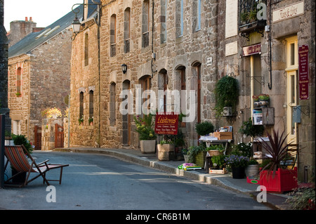 Frankreich, Ille et Vilaine, Becherel, la Cité du Livre (Dorf der Bücher), Buchhandlungen in der Nähe von Porte Saint Michel (St. Michaelis Stockfoto