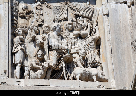 Relief auf der Arco di Costantino, Konstantinsbogen, Rom, Latium, Italien, Europa Stockfoto