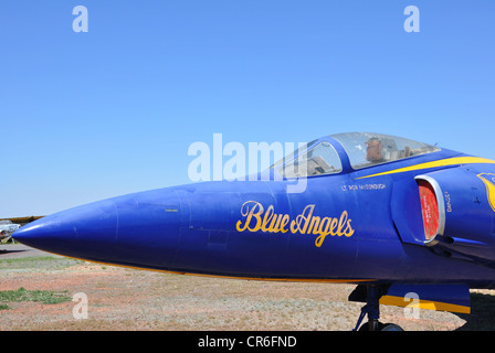 Grumman Tiger f-11 Blue Angels Kampfjet im Planes of Fame Museum, Valle, Arizona, USA Stockfoto