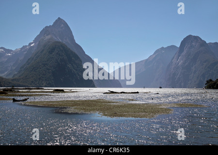 Milford Sound in der Nähe von Te Anau, Southland, Neuseeland Stockfoto