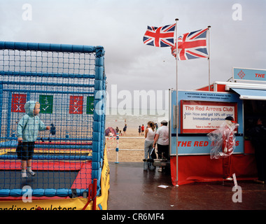 Waren Anhänger gehören zu den Red Arrows, britische RAF Kunstflugstaffel auf Weymouth direkt am Meer. Stockfoto