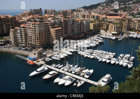 Yachten ankern am Port de Fontvielle, Monaco Stockfoto