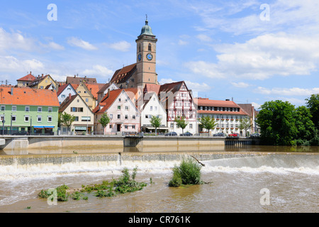 Stadtkirche Sankt Laurentius-Kirche auf dem Neckar Fluss, Nürtingen, Baden-Württemberg, Deutschland, Europa, PublicGround Stockfoto