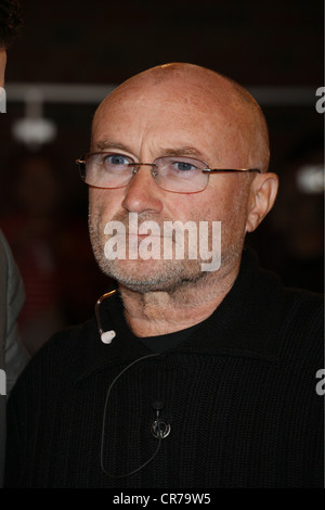 Collins, Phil, * 30.1.1951, britischer Musiker (Sänger), Porträt, Gast in der deutschen TV-Talkshow 'Markus Lanz', Hamburg, 22.9.2010, Stockfoto