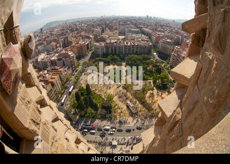 Luftaufnahme, Blick auf Barcelona von den Türmen der Kirche Sagrada Familia in Barcelona, Katalonien, Spanien, Europa Stockfoto