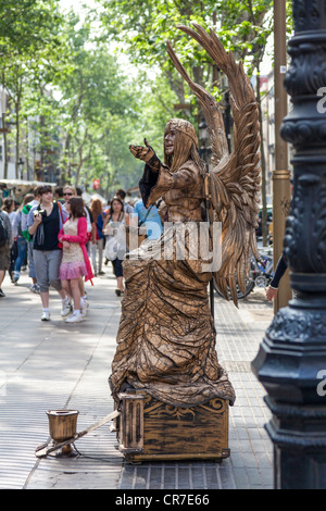 Bronze-Engel, lebende Statue, Ramblas Fußgängerzone, Barcelona, Katalonien, Spanien, Europa Stockfoto