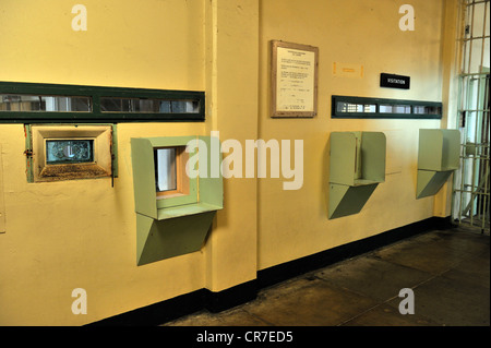 Intercom-Anlage für Gefangene und ihre Besucher im Gefängnis Alcatraz Island, Kalifornien, USA Stockfoto