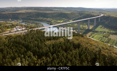 Luftaufnahme, Mosel-Viadukt, A61 Autobahn, Winnigen, Hunsrueck-Bergkette, Mosel, Eifel Bergkette Stockfoto