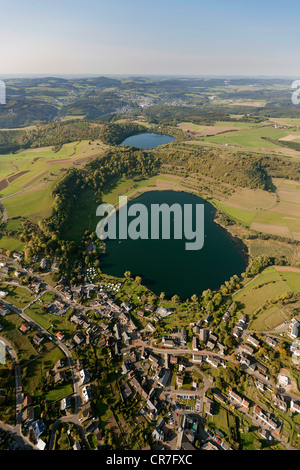 Luftaufnahme, Maare, Daun, Schalkenmehren, Eifel-Gebirge, Rheinland-Pfalz, Deutschland, Europa Stockfoto