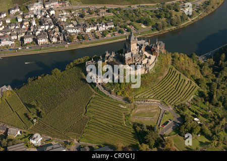 Antenne zu sehen, Cochem Kaiserburg, Mosel River, Cochem, Eifel-Bergkette, Rheinland-Pfalz, Deutschland, Europa Stockfoto