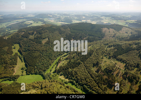 Antenne, Naturpark Diemelsee, Nationalpark, Buchenwälder, UNESCO-Weltkulturerbe, Willingen Upland, Sauerland anzeigen Stockfoto