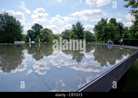 2012-Pavillon in der Serpentine Gallery, London von Herzog und de Meuron und Ai Weiwei Stockfoto