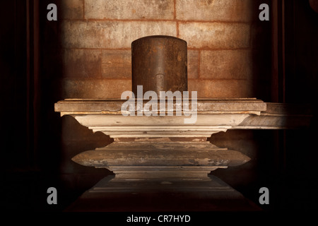 Shivalingam (Shiva-Darstellung) in Hindu-Tempel in Khajuraho, Indien Stockfoto
