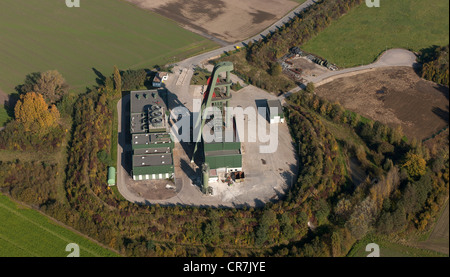 Luftaufnahme, Fördergerüst über Zeche Lerche, Zeche Heinrich-Robert Grube, Pelkum, Hamm, Ruhrgebiet, Nordrhein-Westfalen Stockfoto