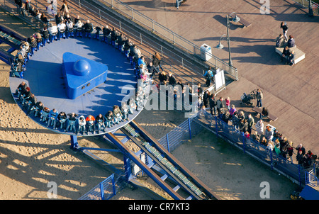 Luftaufnahme, Crazy Surfer, Movie Park Germany, Freizeitpark, Bottrop Kirchhellen, Ruhrgebiet, Nordrhein-Westfalen Stockfoto