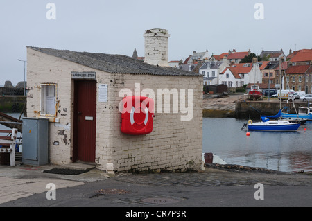 Hafenmeisterei in Fife Fischerei-Hafen von St Monans Stockfoto