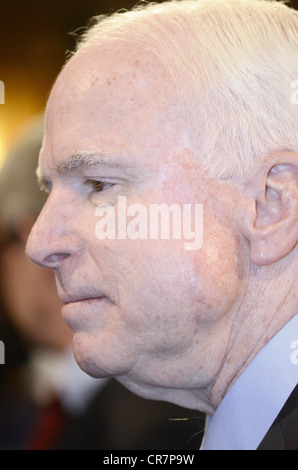 McCain, John, US-amerikanischer Politiker, * 1936, US-Senator für Arizona, war 2008 Präsidentschaftskandidat der Republikaner, Sicherheitskonferenz, München, Deutschland, 2012, Stockfoto