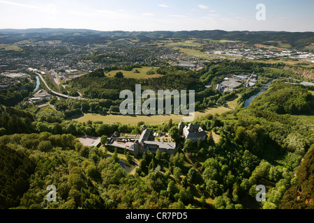 Luftbild, Burg Schnellenberg Tal, Biggetal Valley, in Attendorn im Kreis Olpe Grafschaft, Sauerland Stockfoto