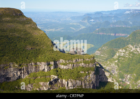 Blick vom Gipfel Morro da Igreja Stockfoto