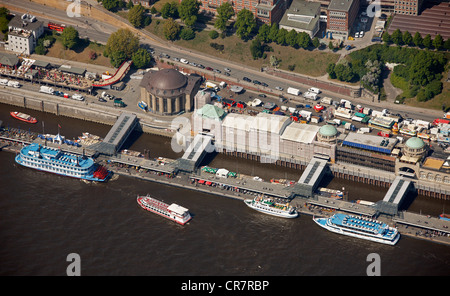 Luftbild, Raddampfer, alten Elbtunnel Fluss Elbe, Landungsbrücken landen Phasen, Sankt Pauli, Hamburg, Deutschland, Europa Stockfoto