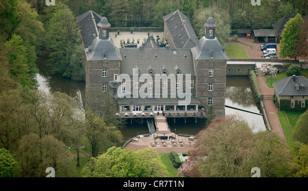 Luftaufnahme, Grabenlöffel Schloss Hugenpoet, Schloss, Sterne-Restaurant und Schlosshotel, Essen-Kettwig, Essen, Ruhrgebiet-region Stockfoto