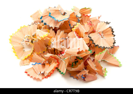 Bleistift-Späne auf weißem Hintergrund Stockfoto