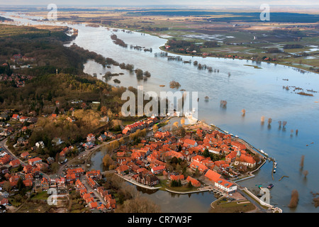 Luftaufnahme, Hitzacker an der Elbe, Altstadt Zentrum, Sperrwerks, Elbe Valley Nature Park, winterliche Überschwemmungen, Niedersachsen Stockfoto