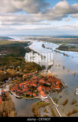 Luftaufnahme, Hitzacker an der Elbe, Altstadt Zentrum, Sperrwerks, Elbe Valley Nature Park, winterliche Überschwemmungen, Niedersachsen Stockfoto