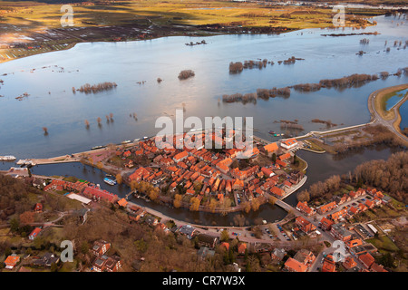 Luftaufnahme, Hitzacker an der Elbe, Altstadt Zentrum, Sperrwerks, Elbe Valley Nature Park, winterliche Überschwemmungen, Niedersachsen Stockfoto