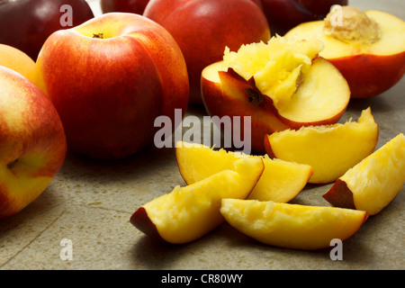 Frische Pfirsiche Stockfoto