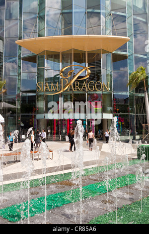 Thailand, Bangkok, Siam Square District, Siam Paragon Commercial Center Stockfoto