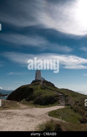 Der alte Leuchtturm Porth Twr-Mawr auf Llanddwyn Insel Anglesey North Wales Stockfoto